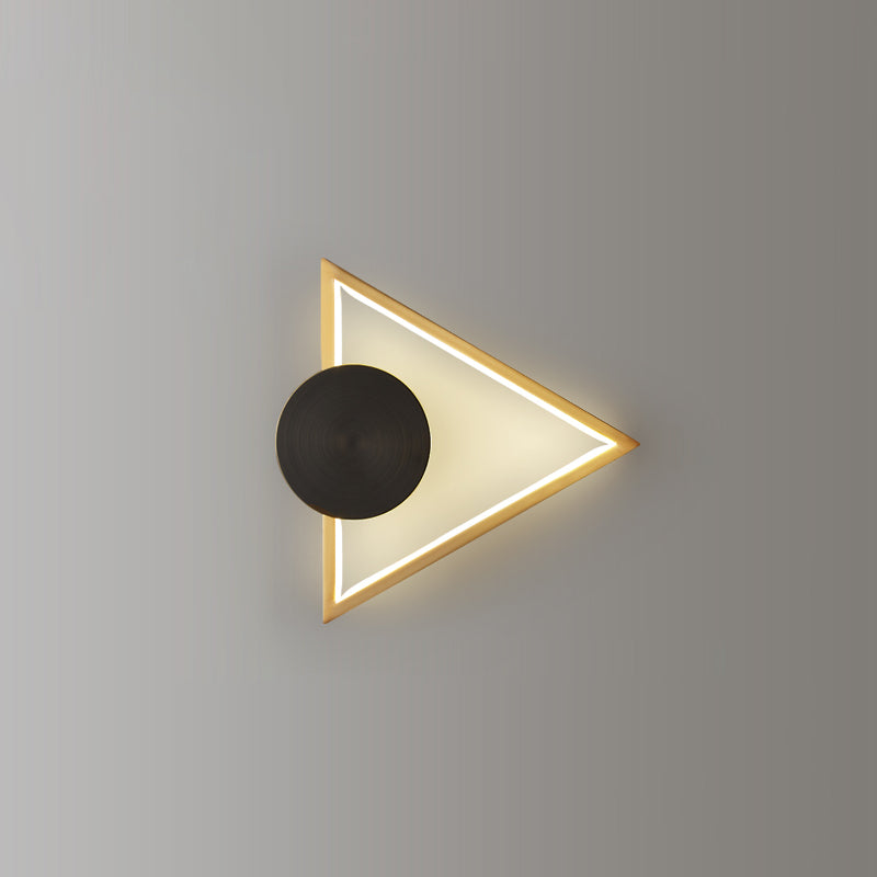 GeoBeam - Væglampe i geometrisk design