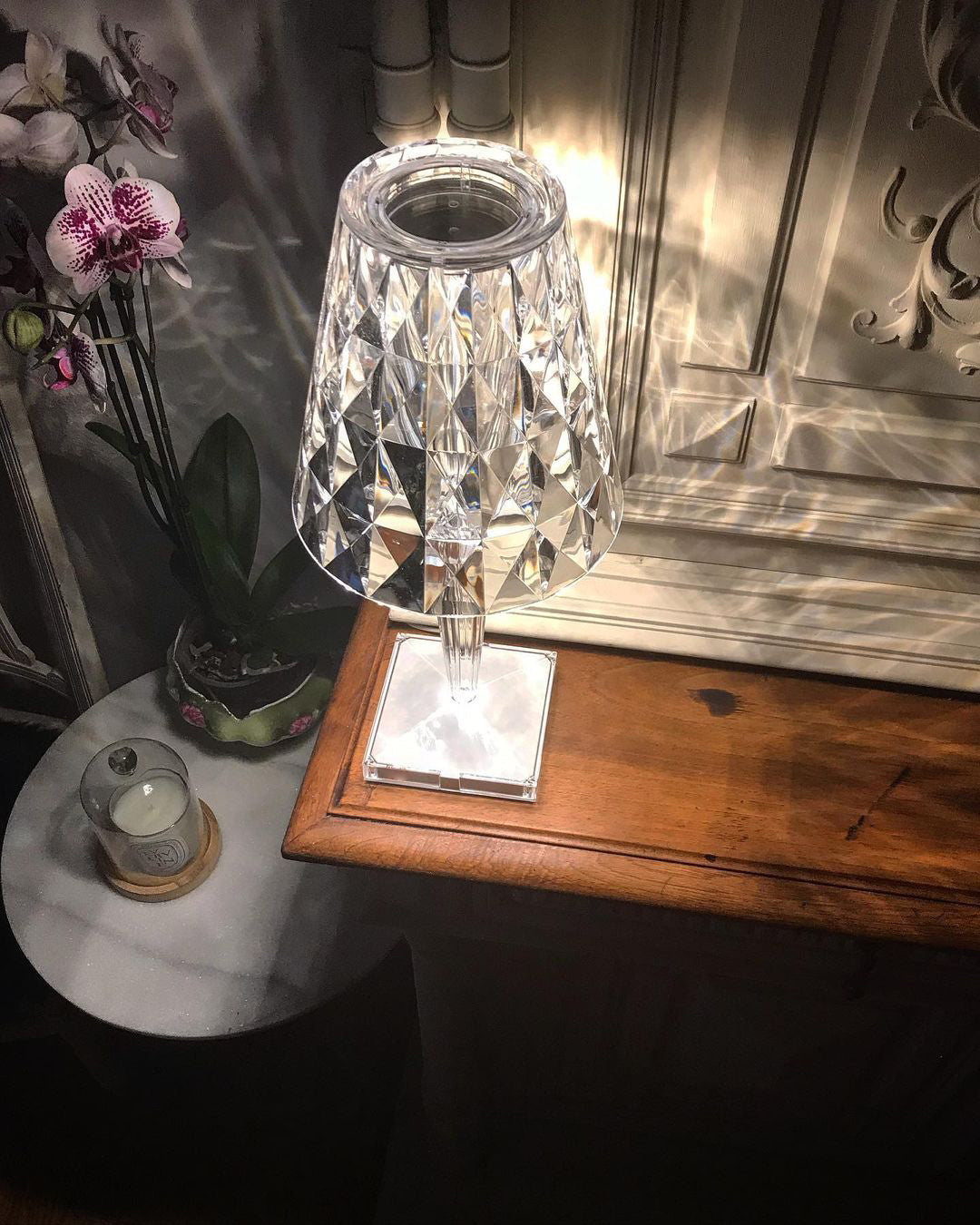 SparkLicht - Lampe de table moderne avec LED et effet glamour