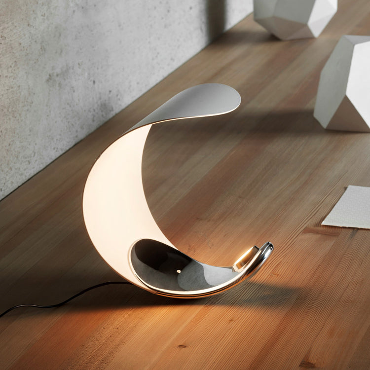 KrulLicht - Tafellamp met Elegante Bochten en Zacht Licht