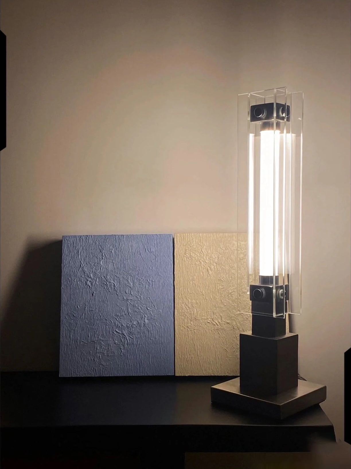 LampadaireGlow - Table Lamp with Refined Shape and Soft Glow