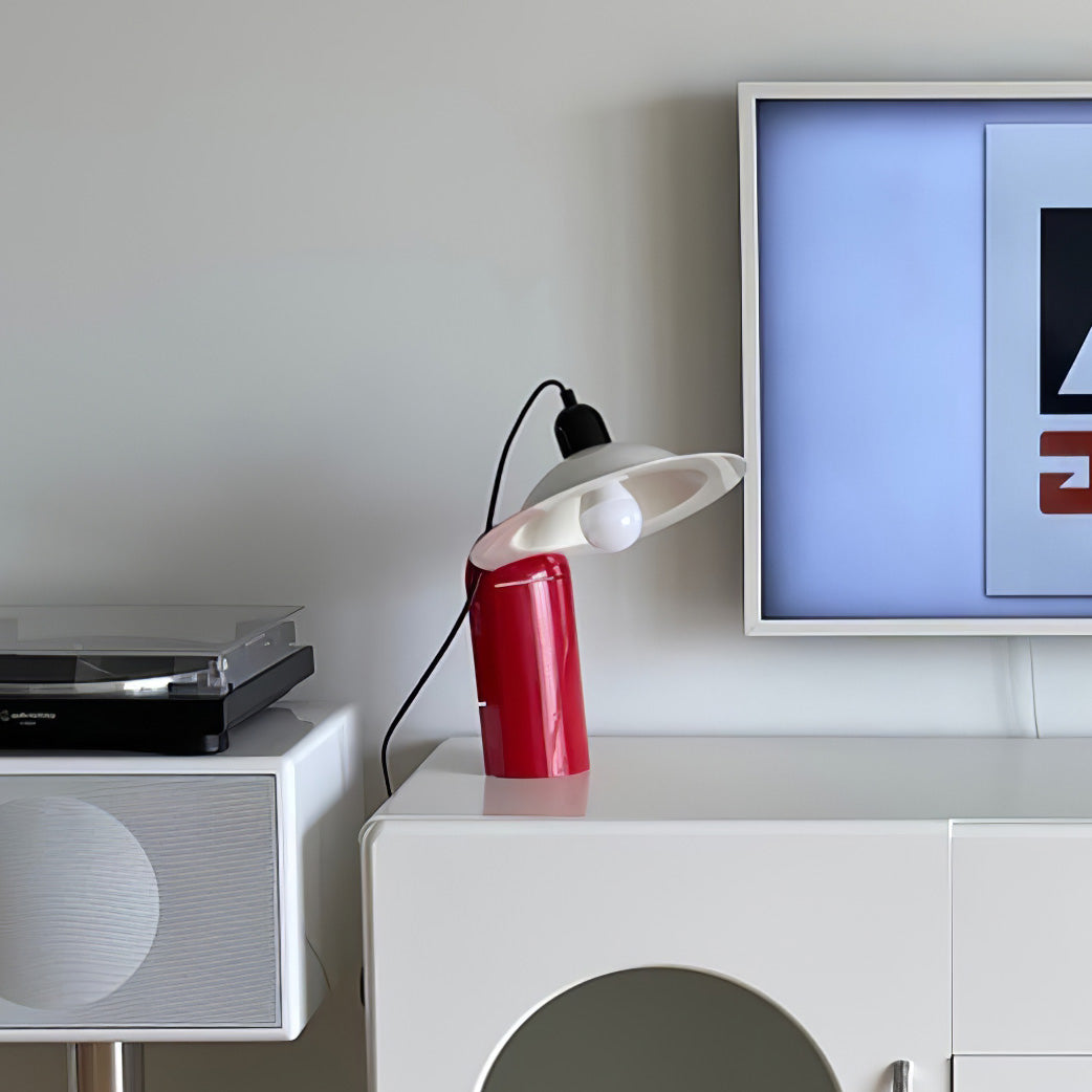 VersaLume – Lampe de table avec abat-jour réglable