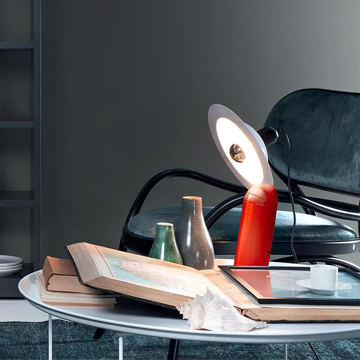 VersaLume – Lampe de table avec abat-jour réglable