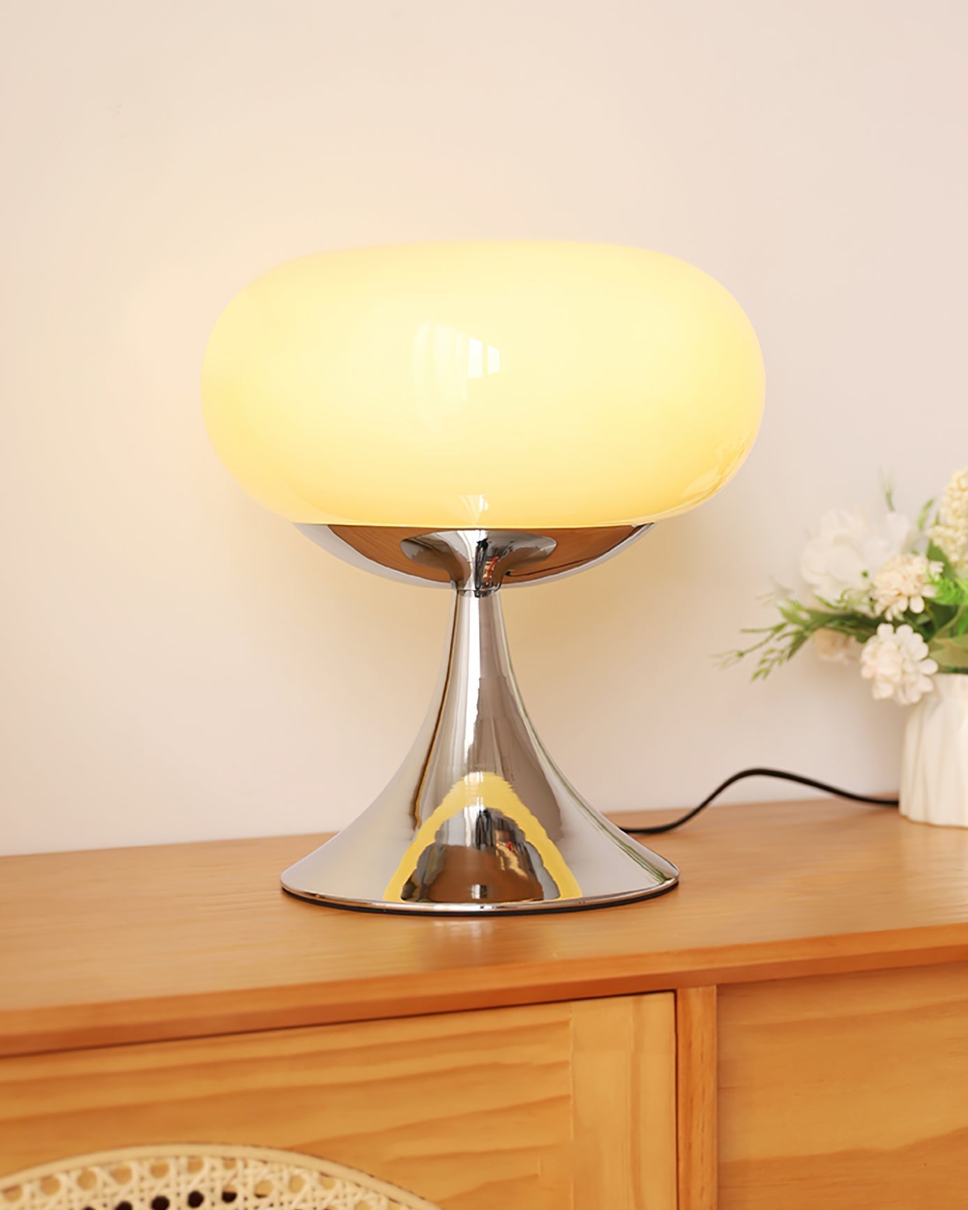 LolliGlow - Farverig glas- og metallampe til bord