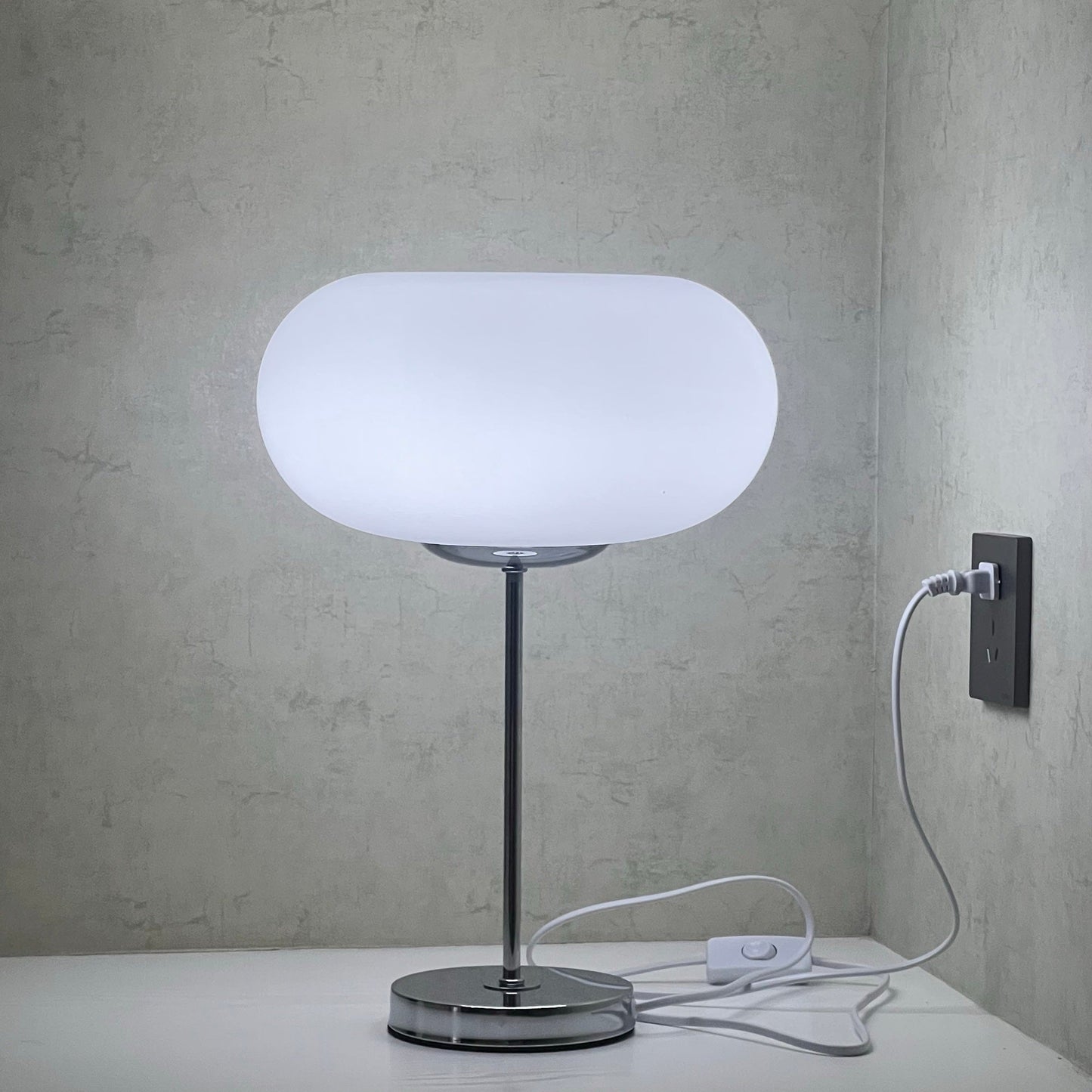 LumiSphere - Stylish Table Lamp