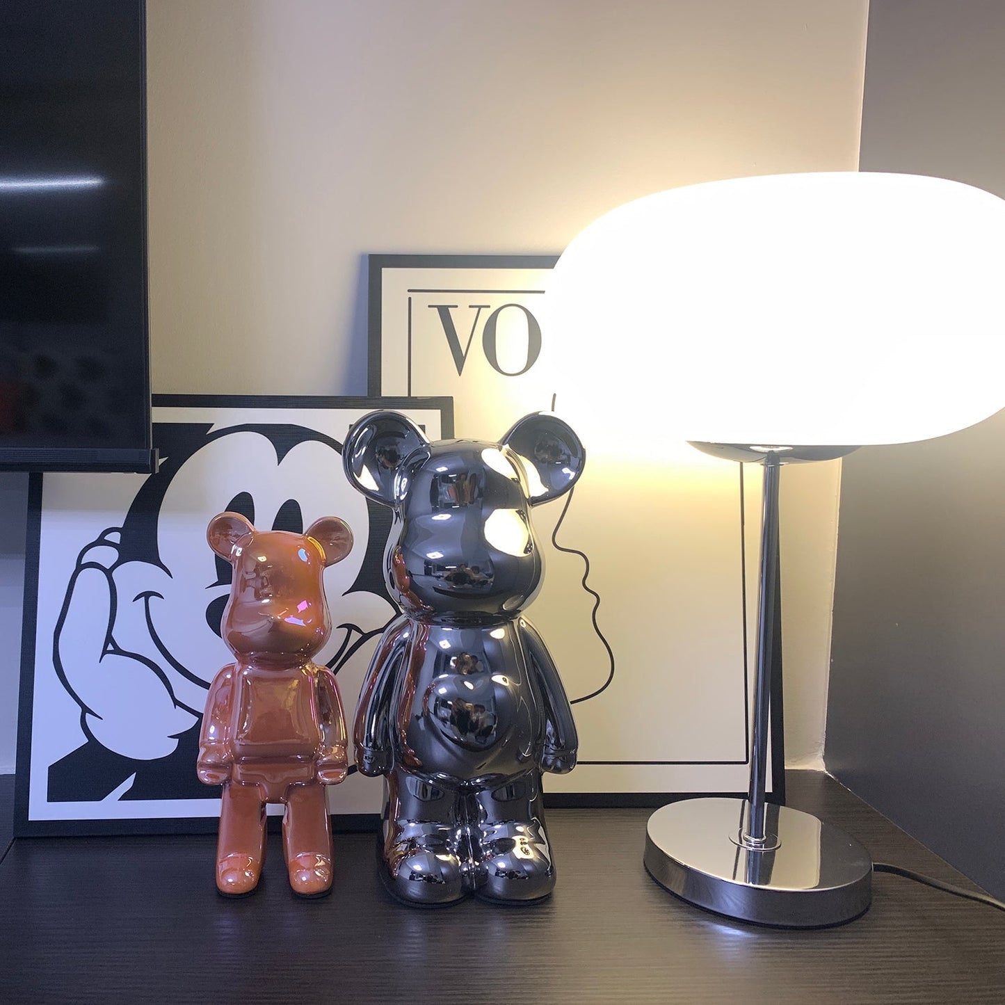 LumiSphere - Stylish Table Lamp