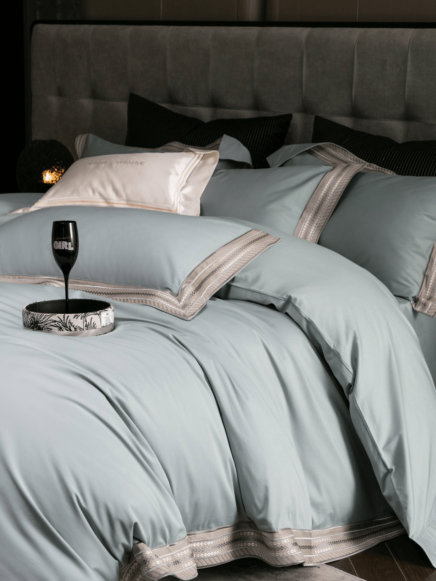 MontserratLuxe - Premium Dynetrekksett