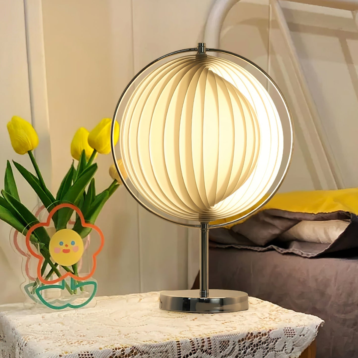 LunaGlow - Rotatable Table Lamp in Chrome