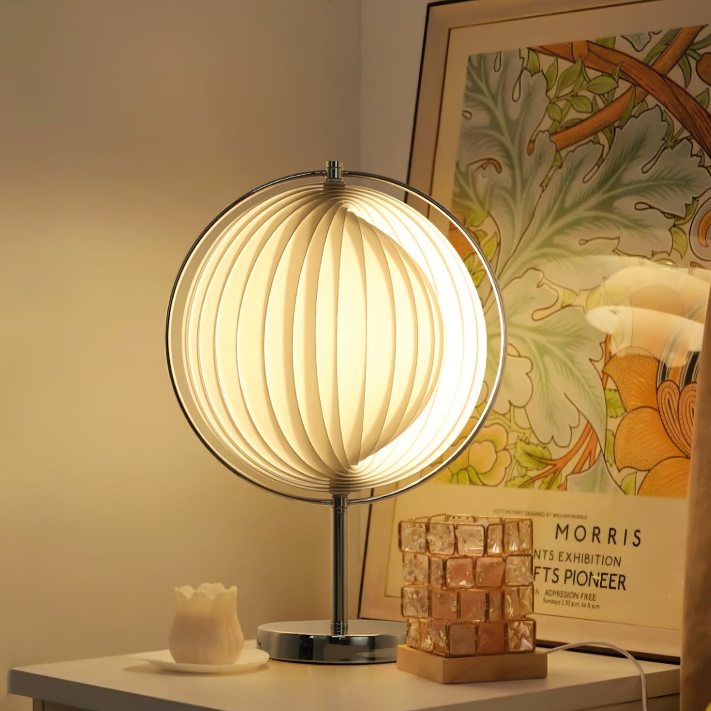 LunaGlow - Rotatable Table Lamp in Chrome