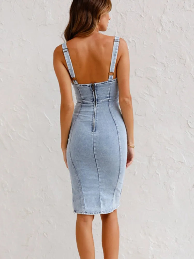Perla Denim – Casual denimkjole med justerbare stropper