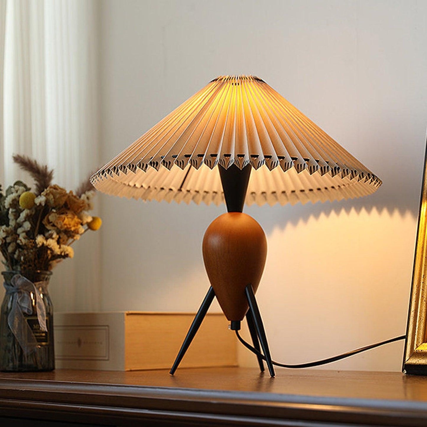 NatureBeam - Tripod LED Lamp with Walnut and Fabric Shade