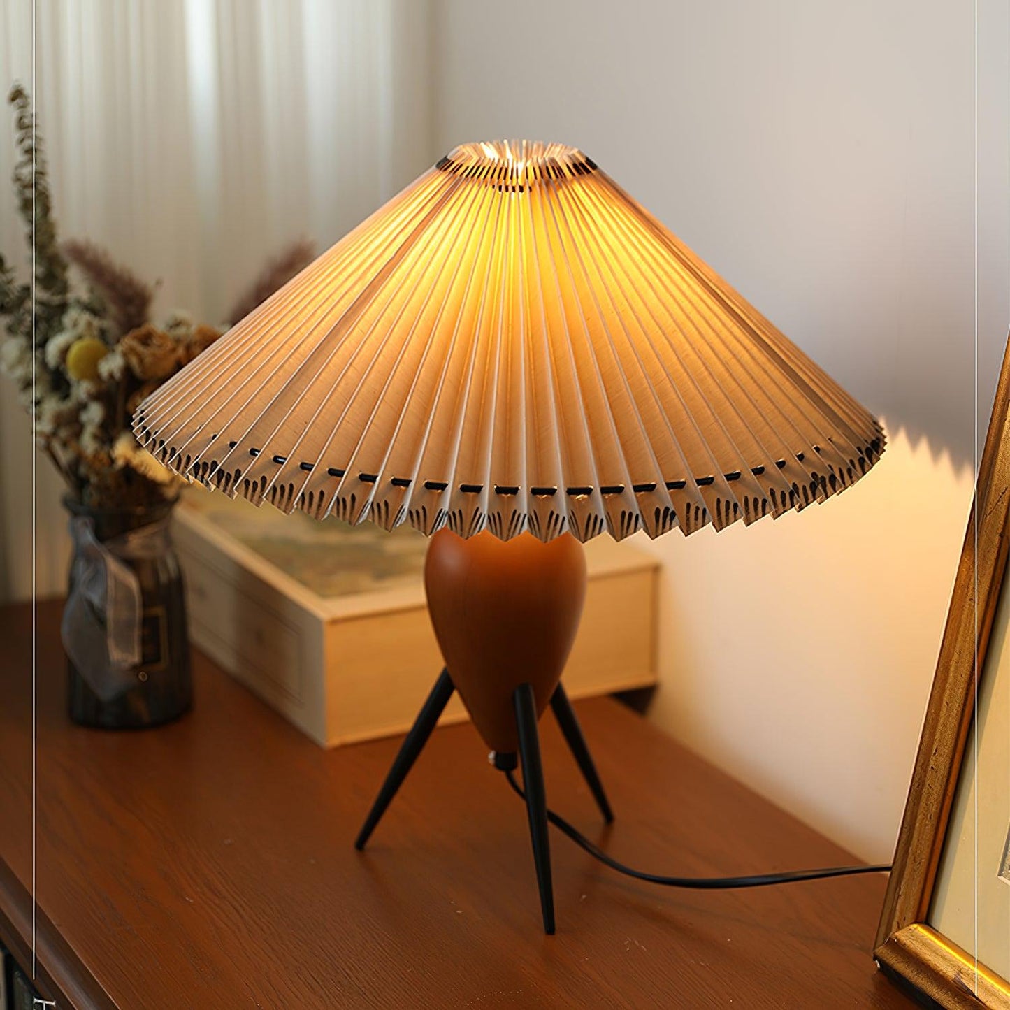 NatureBeam - Tripod LED Lamp with Walnut and Fabric Shade