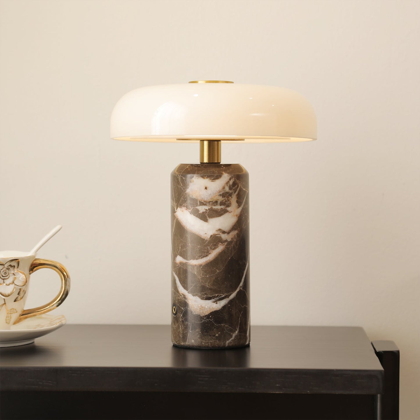 ElaraMetal - Bordlampe