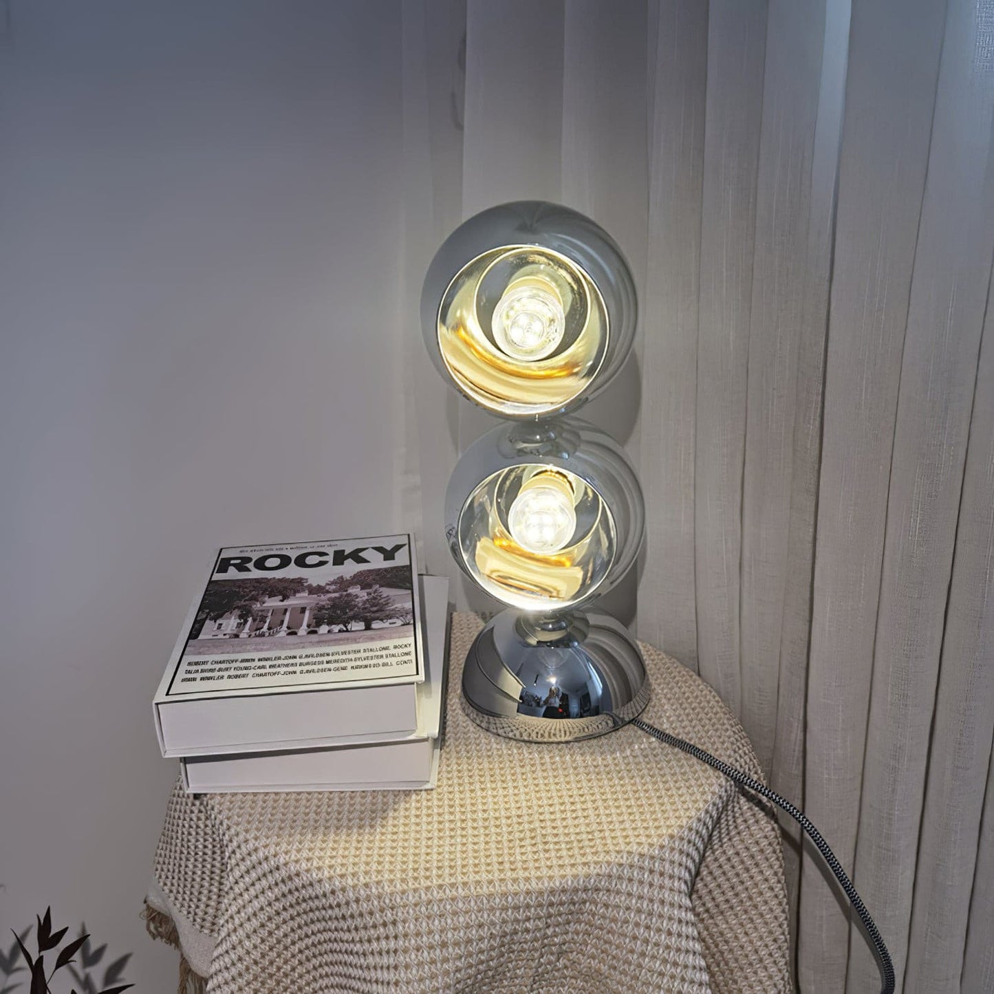 LuxeMickey - Table Lamp with Charismatic Style and Subtle Lighting