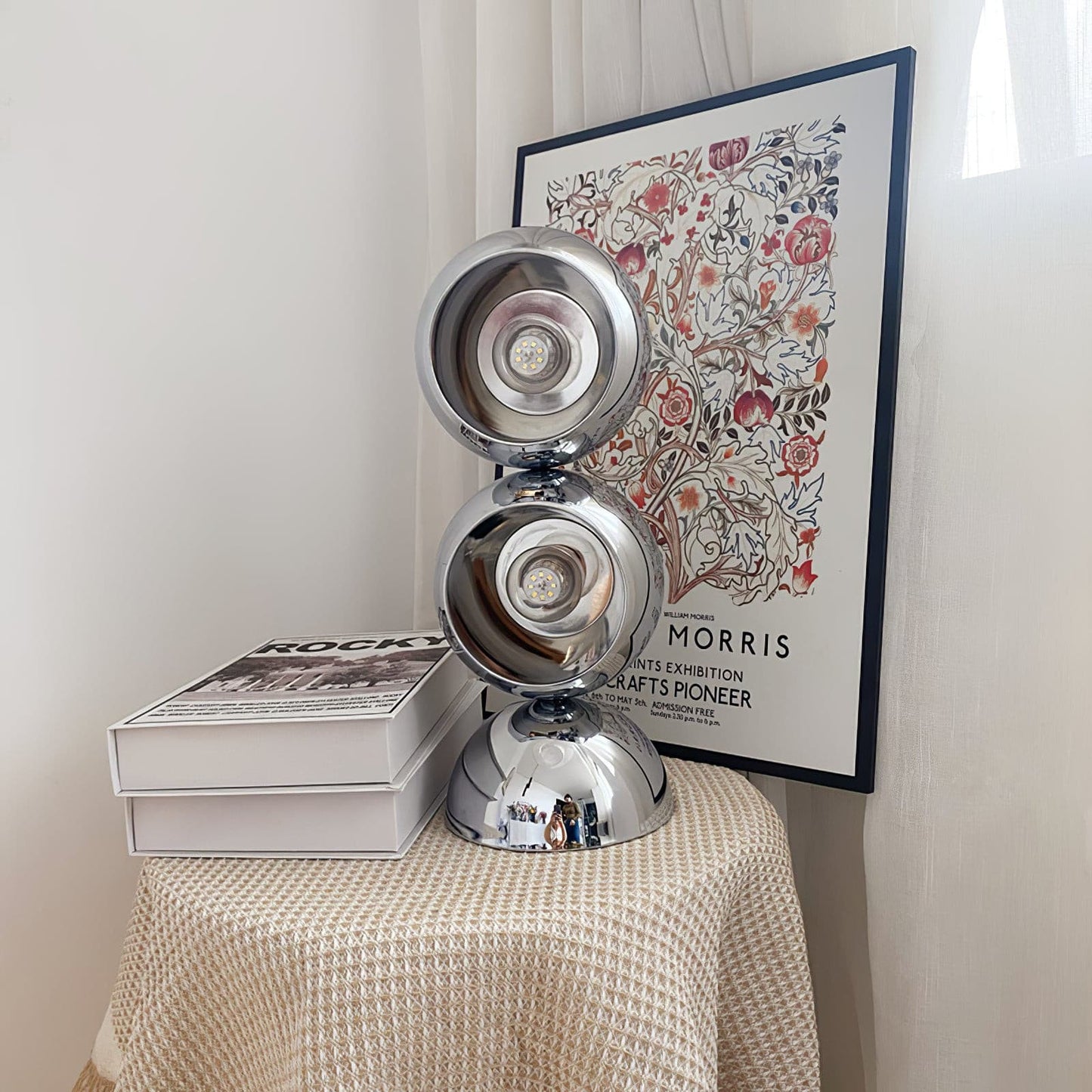 LuxeMickey - Table Lamp with Charismatic Style and Subtle Lighting