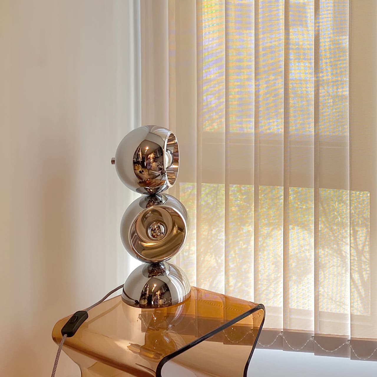LuxeMickey - Table Lamp with Charismatic Style and Subtle Lighting