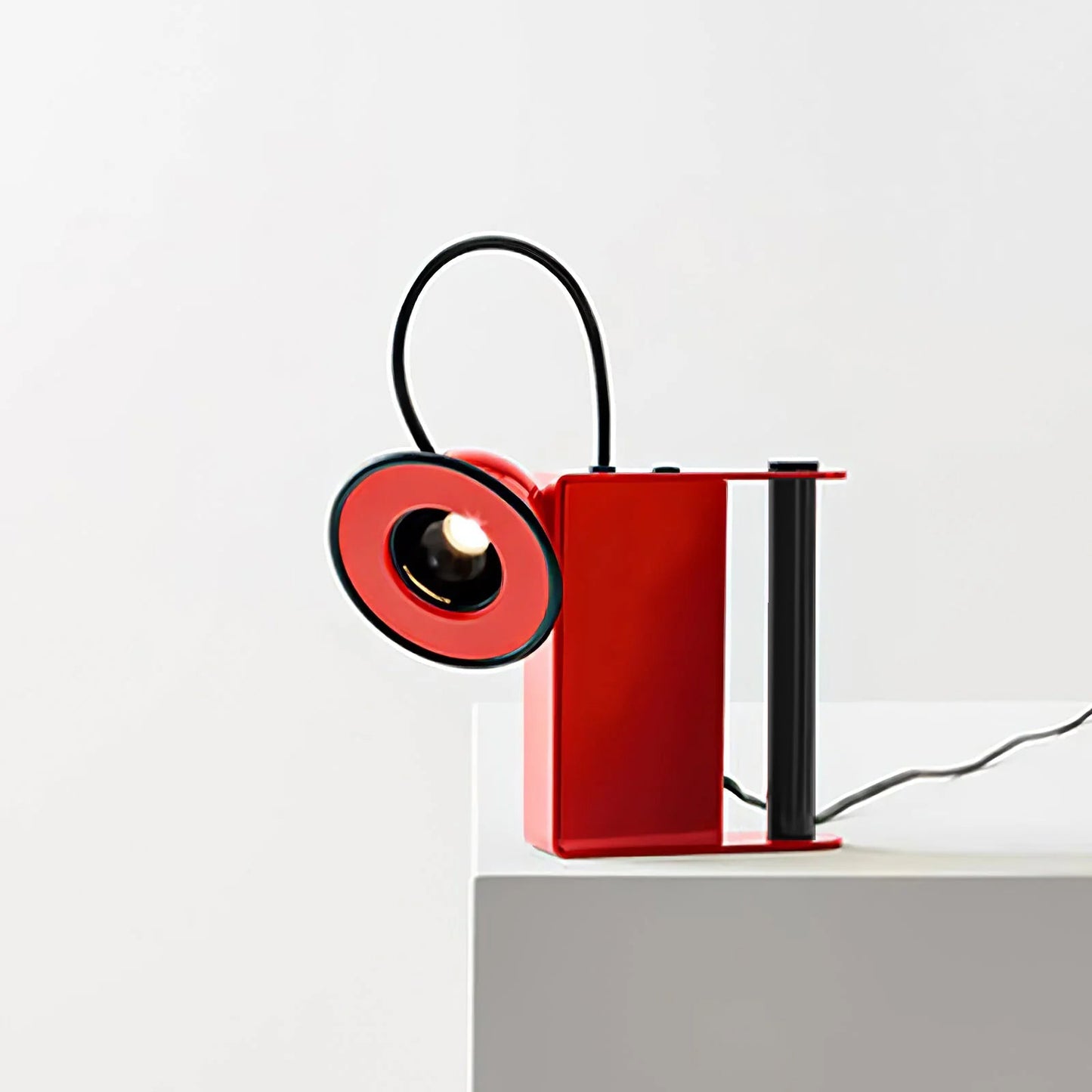 MiniLume - Slank LED bordlampe med magnetisk lyshoved
