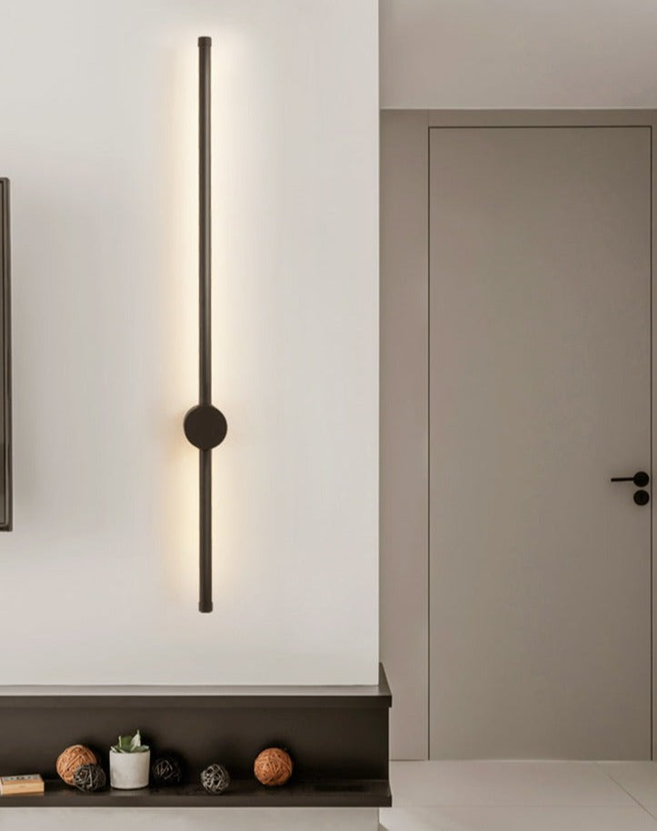 RodLux - Moderne Væglampe med Stik og Skandinavisk Design
