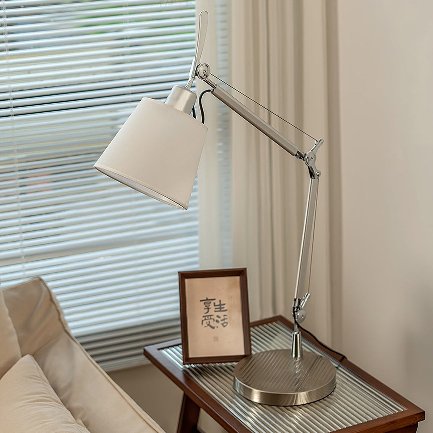 ModernLite - Klassisk Bordlampe