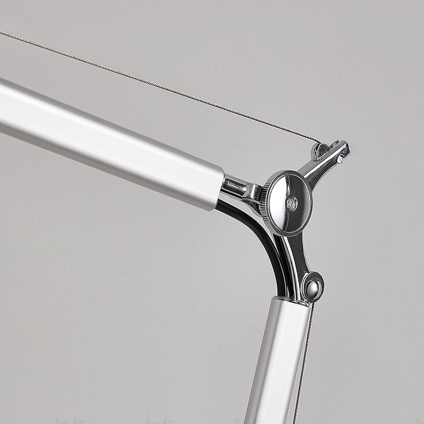 ModernLite - Klassisk Bordlampe