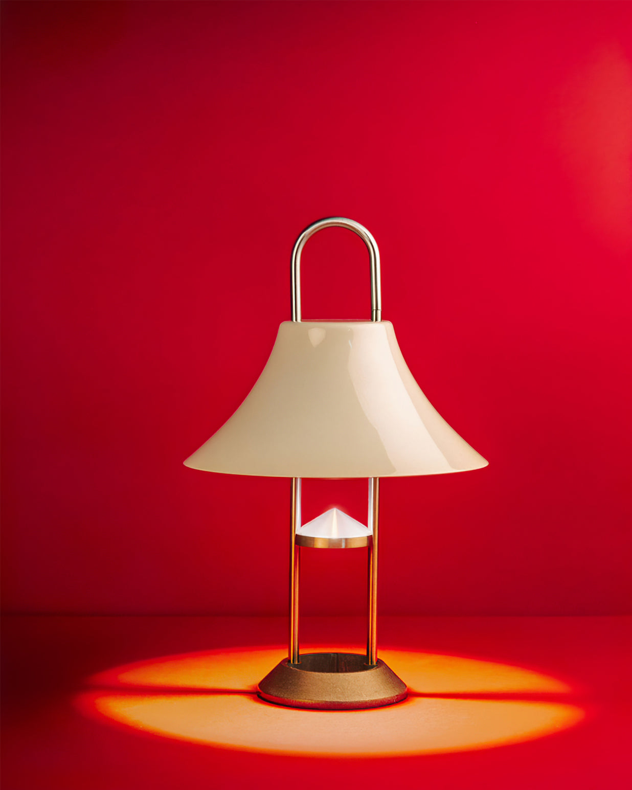 OysterShine – Genopladelig LED-bordlampe med monteringskrog