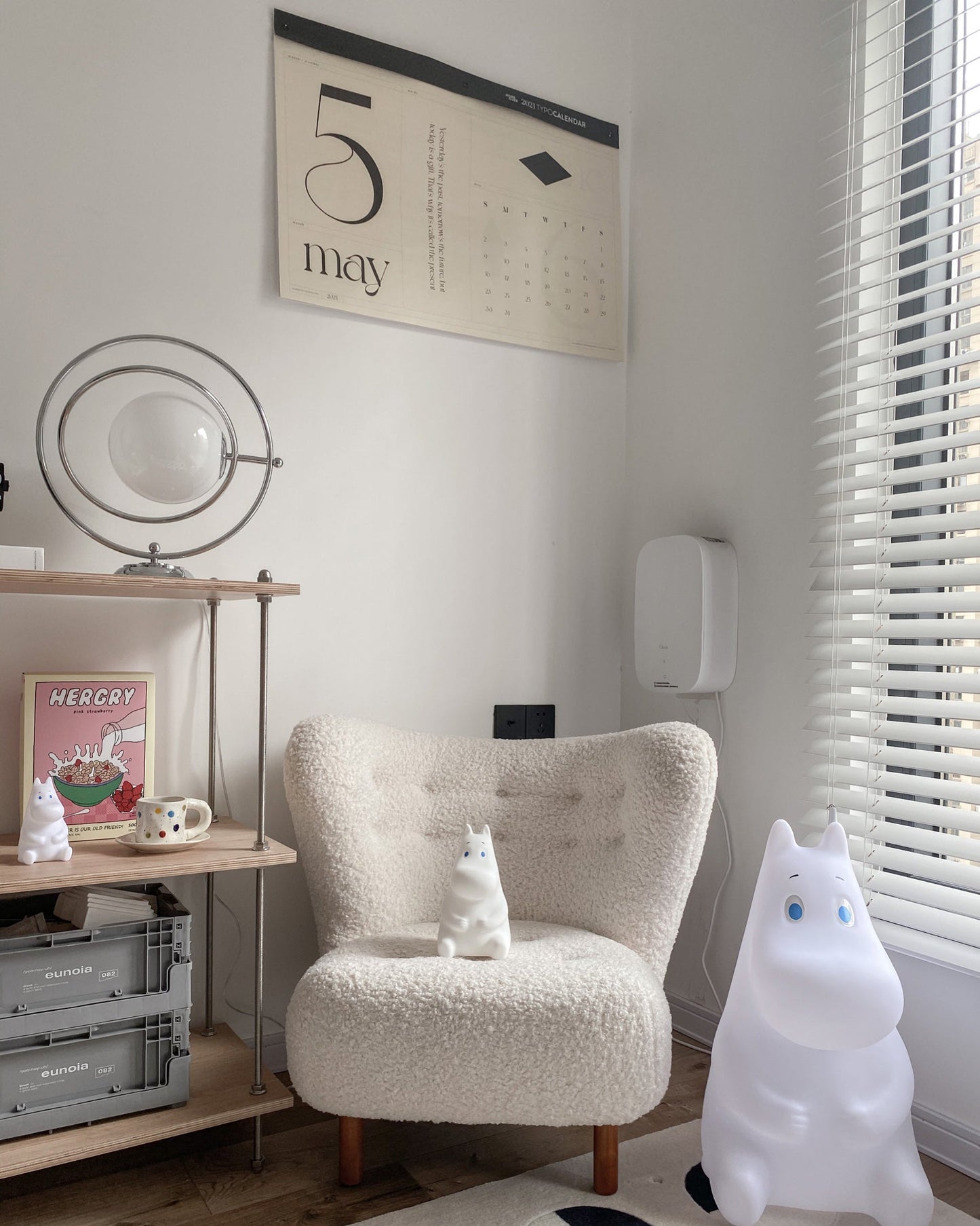 PlanetLuxe - Bordlampe med kosmisk design og subtil belysning
