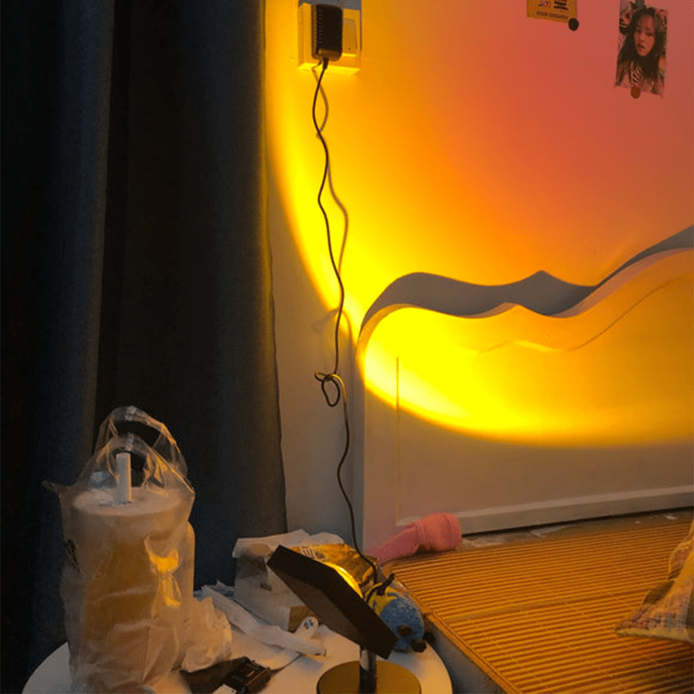 RetroRay - Bordlampe med solnedgangseffekt