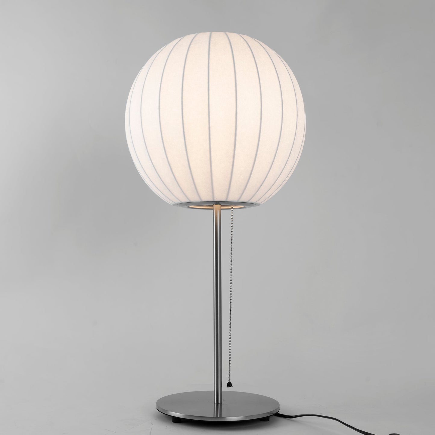 NelsonGlow - Classic Table Lamp with Steel Base