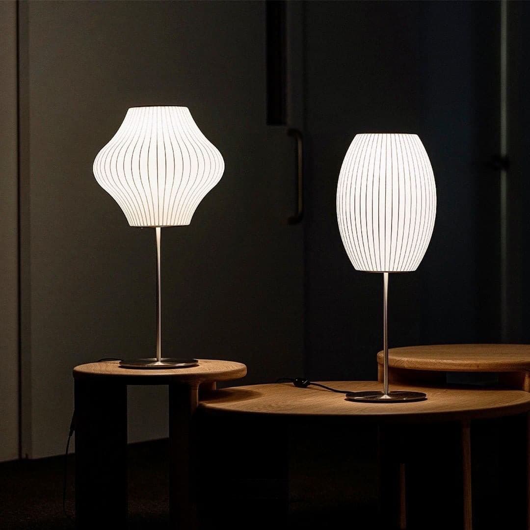 NelsonGlow - Classic Table Lamp with Steel Base