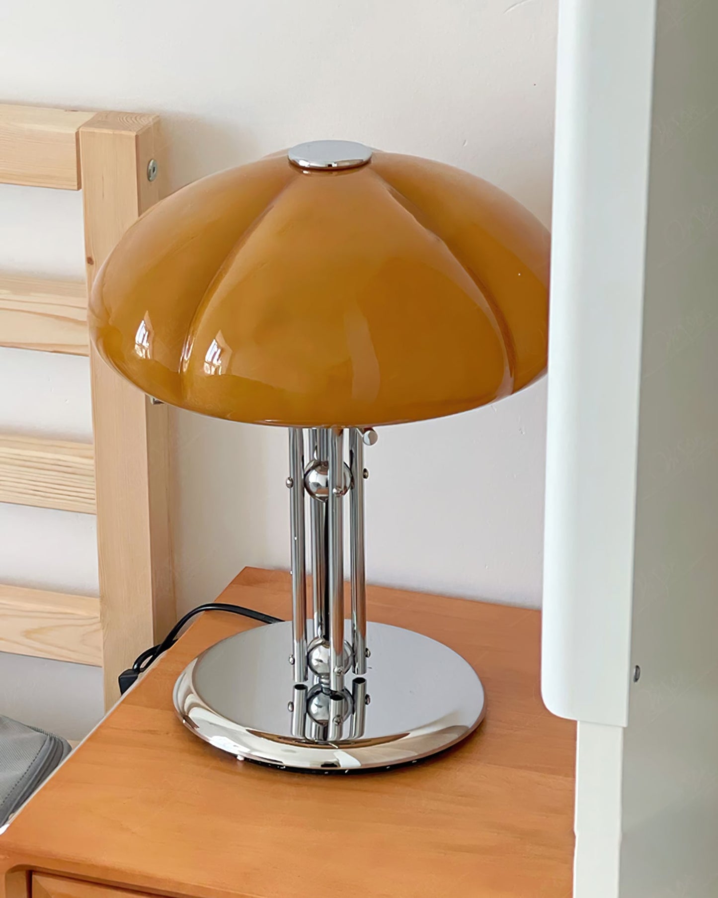 OrangeCurve - Moderne Glas Bordlampe
