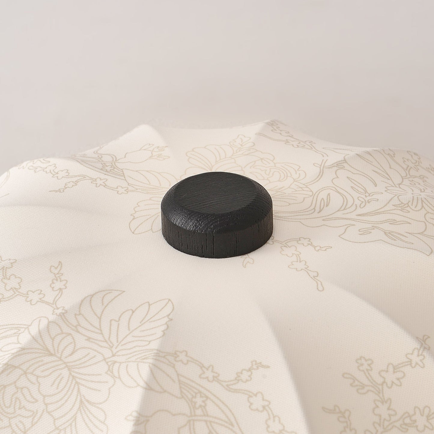 OrchidLite - Stilfuld Bordlampe med Moderne Stoffront