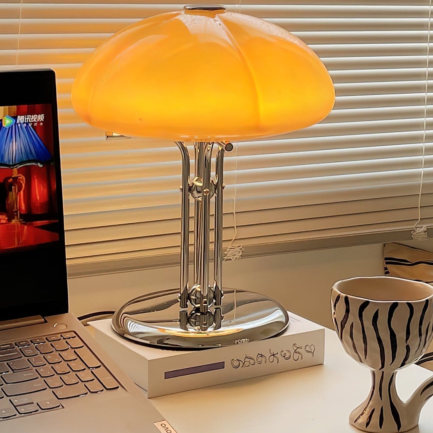 BauhausGlow - Lampe de table champignon