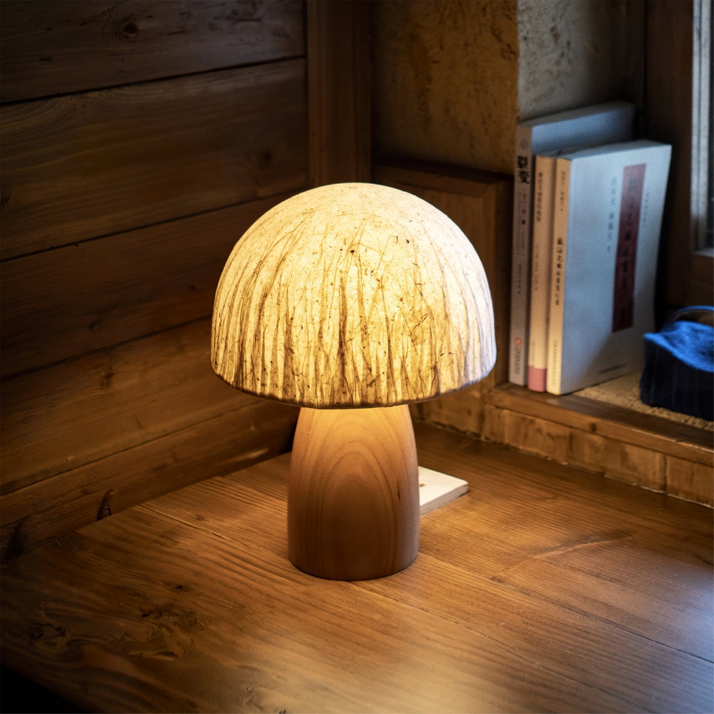 Light Mushroom - Table Lamp in Playful Mushroom Shape with Warm Light