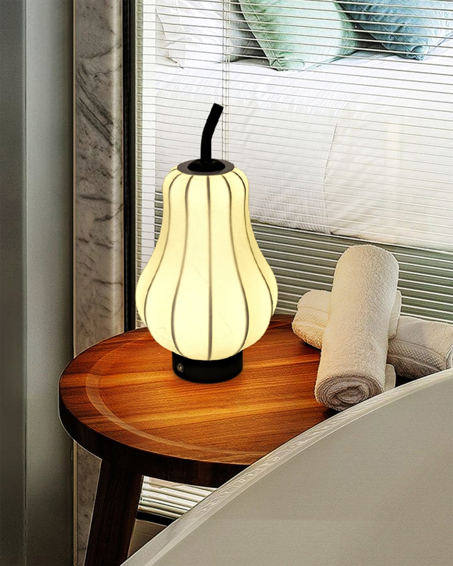 LichtPeer - Table Lamp with Rechargeable Battery and Creative Design