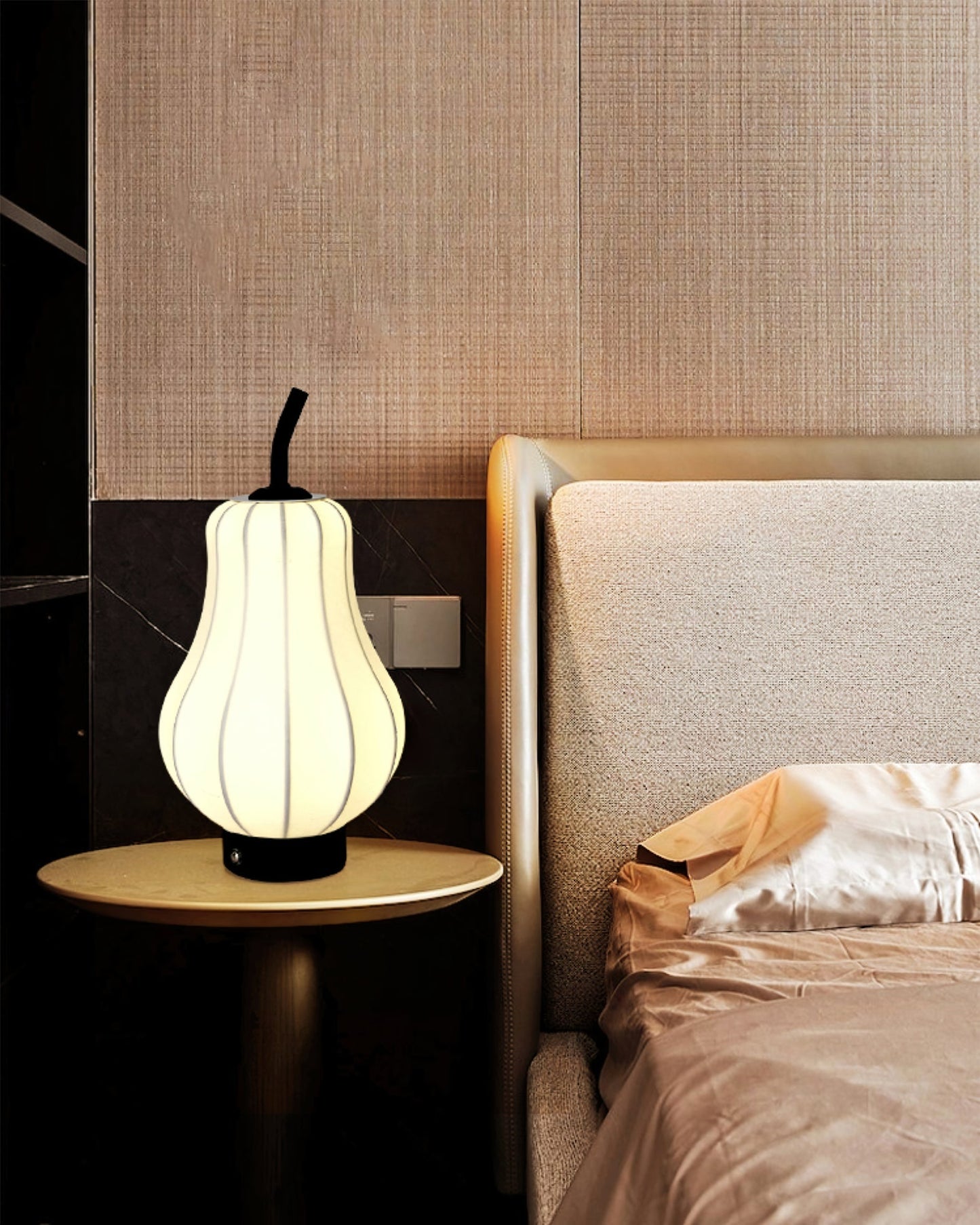 LichtPeer - Table Lamp with Rechargeable Battery and Creative Design