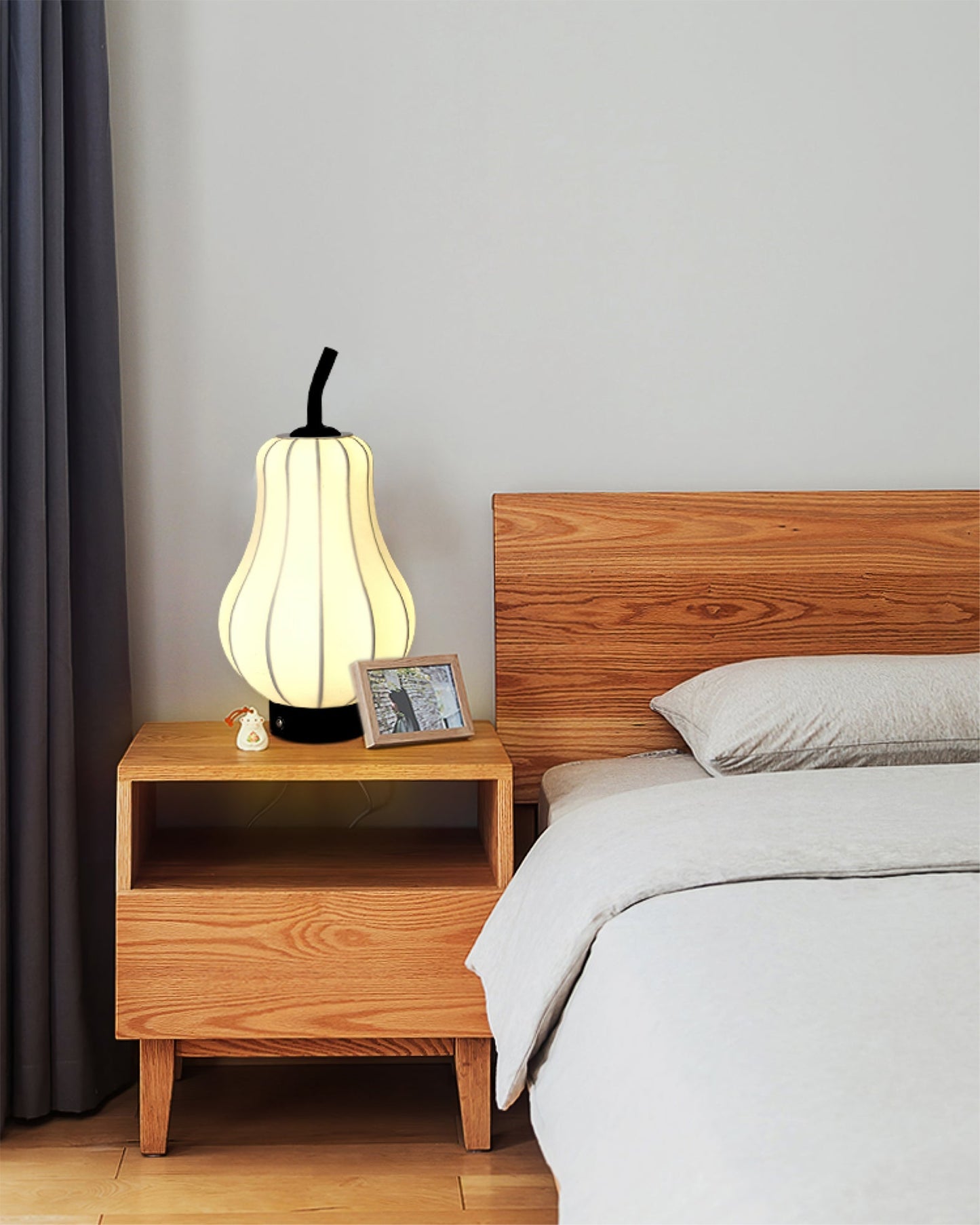 LichtPeer - Table Lamp with Rechargeable Battery and Creative Design