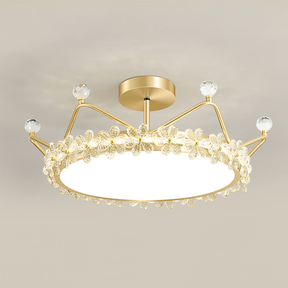 CrownLuxe - Ceiling Light with Crown Shape and Intimate Lighting