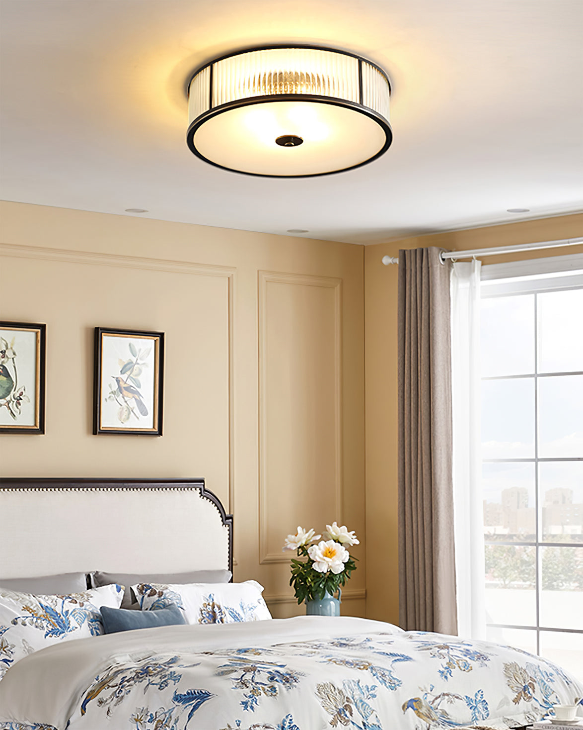 GenevaLuxe - Ceiling Lamp with Classic Style and Intimate Lighting