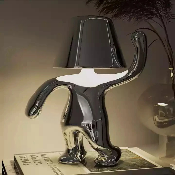 Yumi – Dansende Kunstlampe