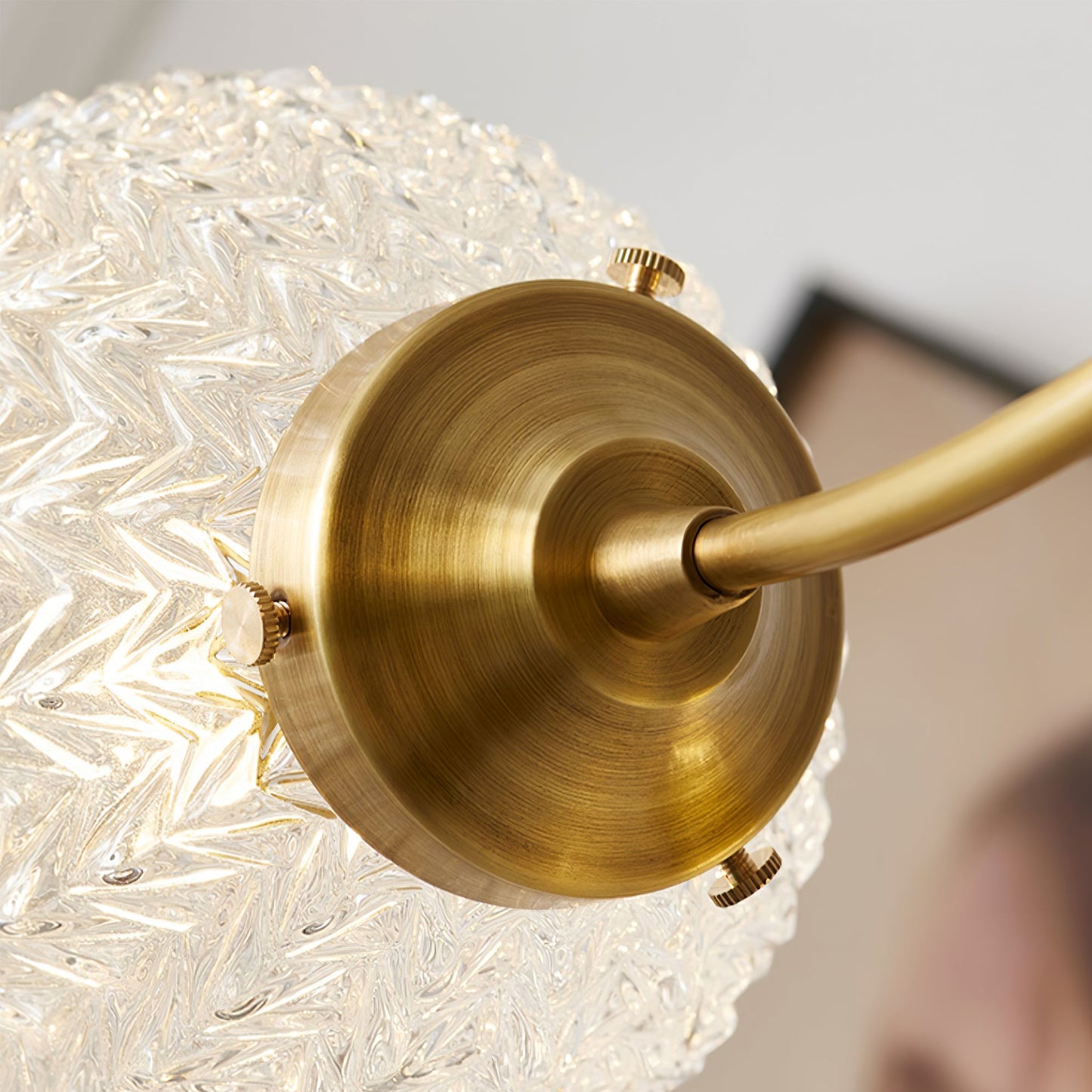 GlassLuxe - Taklampe med retro glassform og intim belysning