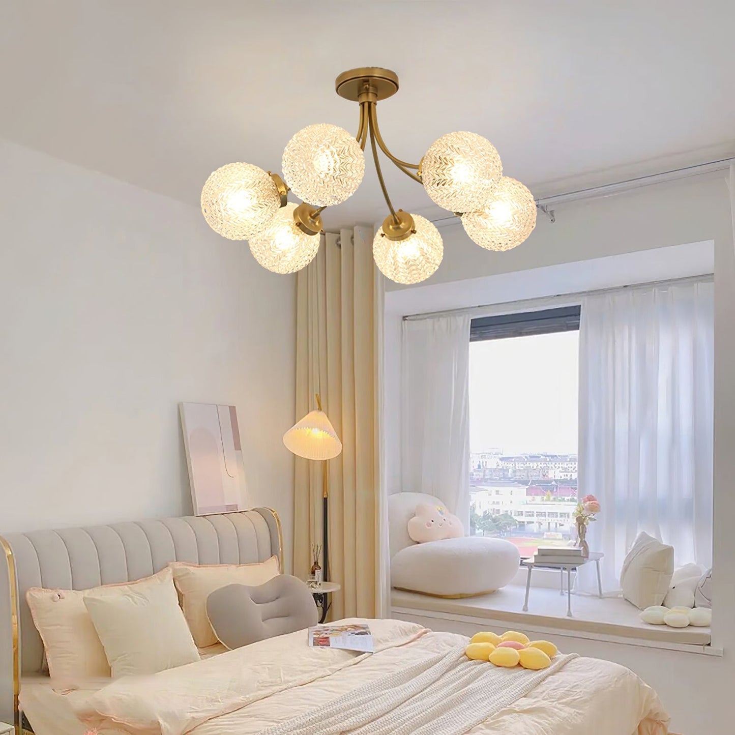 GlassLuxe - Taklampe med retro glassform og intim belysning