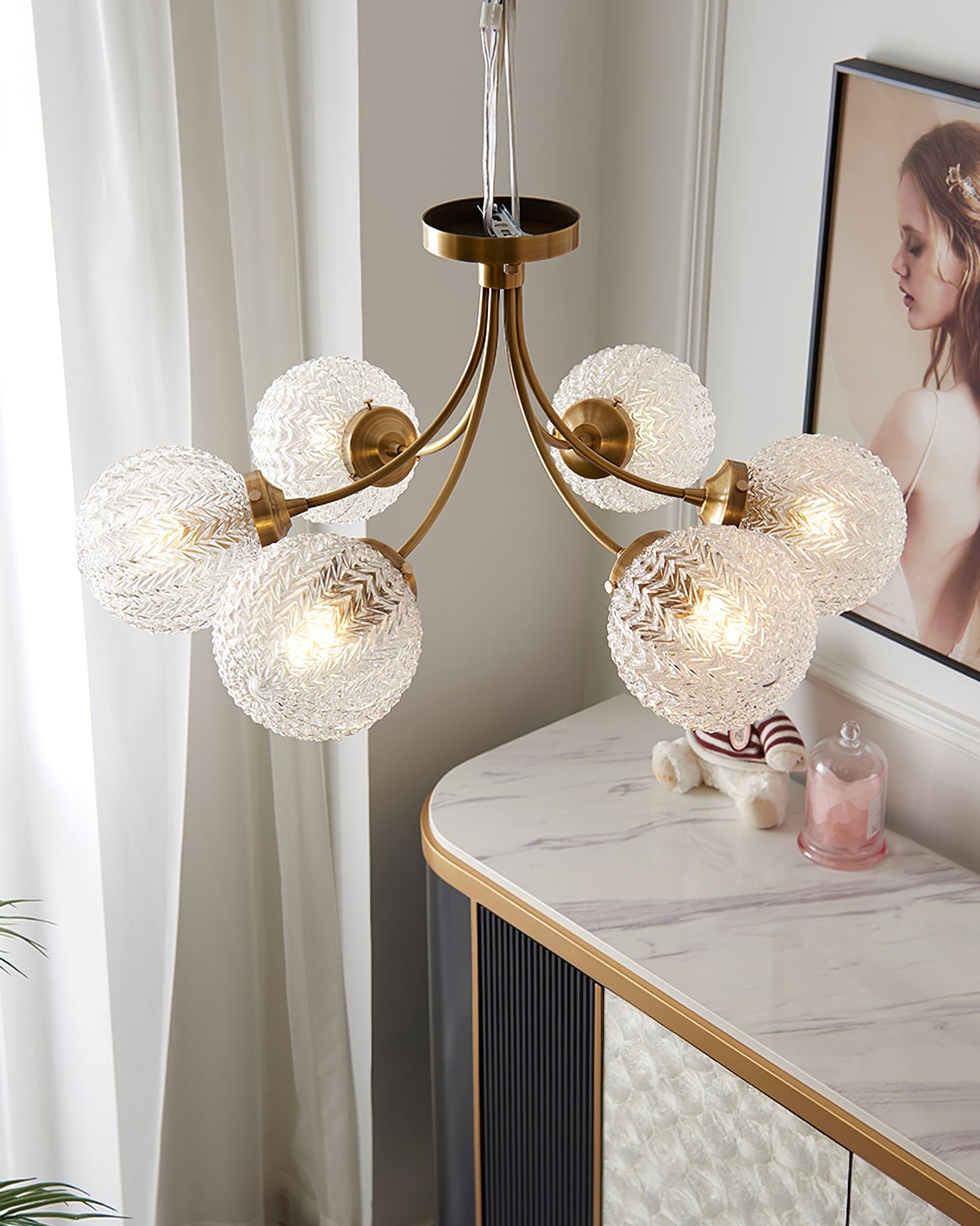 GlassLuxe - Taklampe med retro glassform og intim belysning