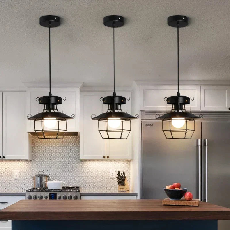 RetroFrame | Pendant Light with Vintage Charm