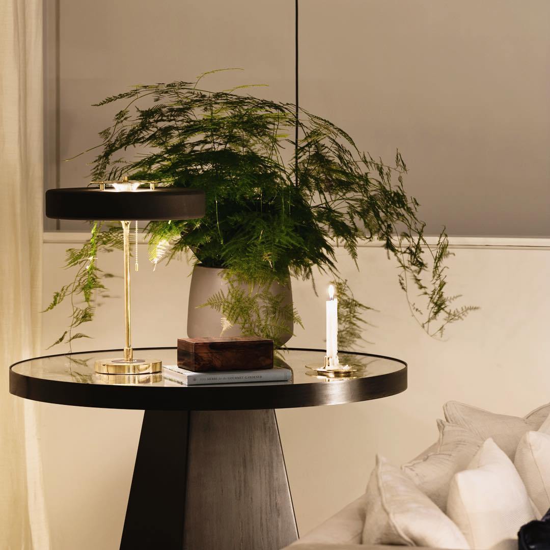 LuxeGlow - Spun Metal Table Lamp with Pull Cord Switch