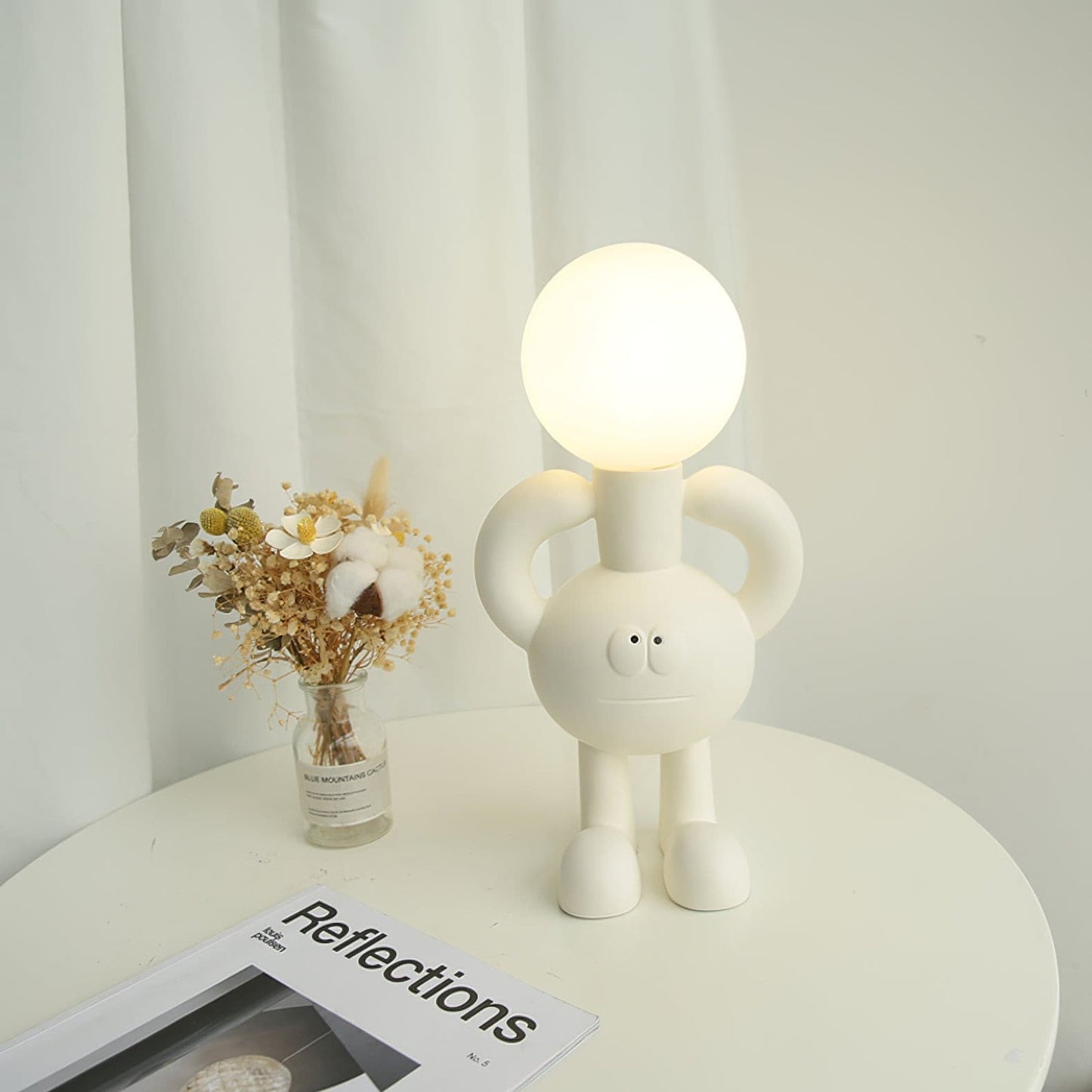 BotLuxe - Lampe de table avec design créatif de robot et lumière agréable
