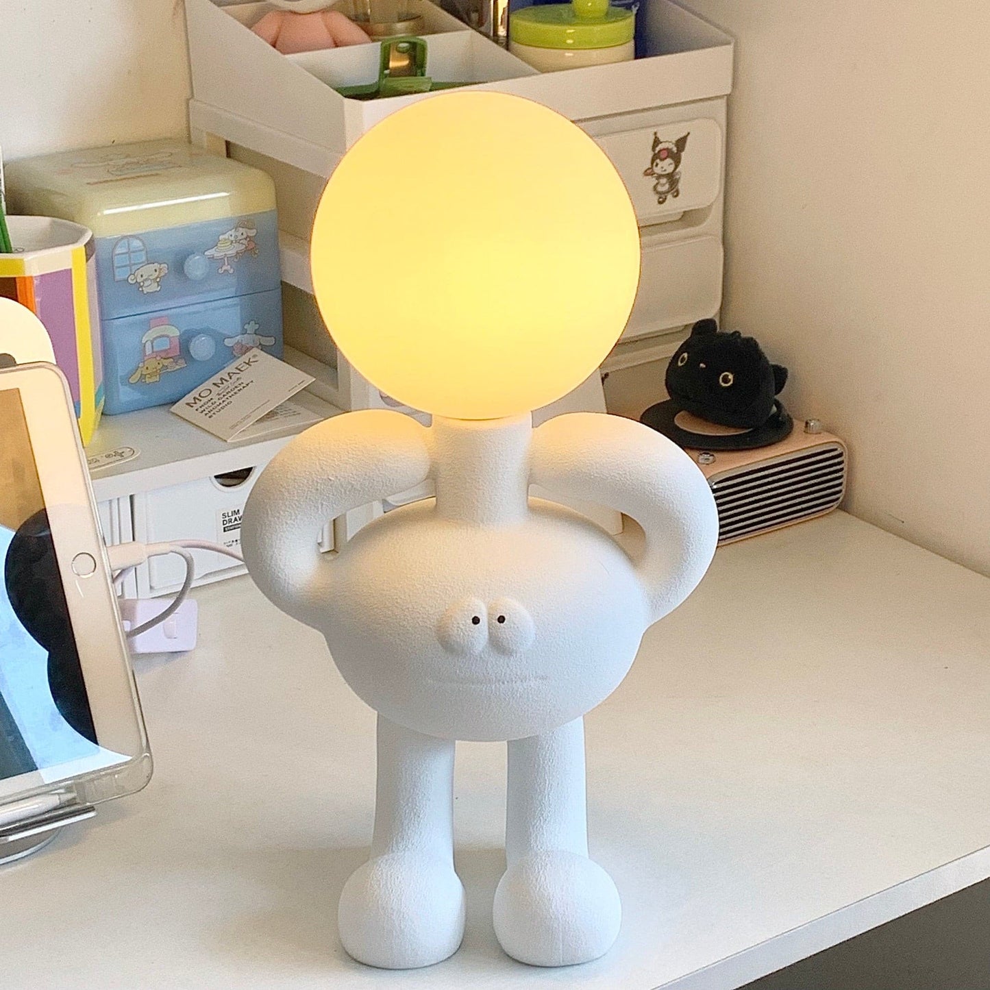 BotLuxe - Lampe de table avec design créatif de robot et lumière agréable