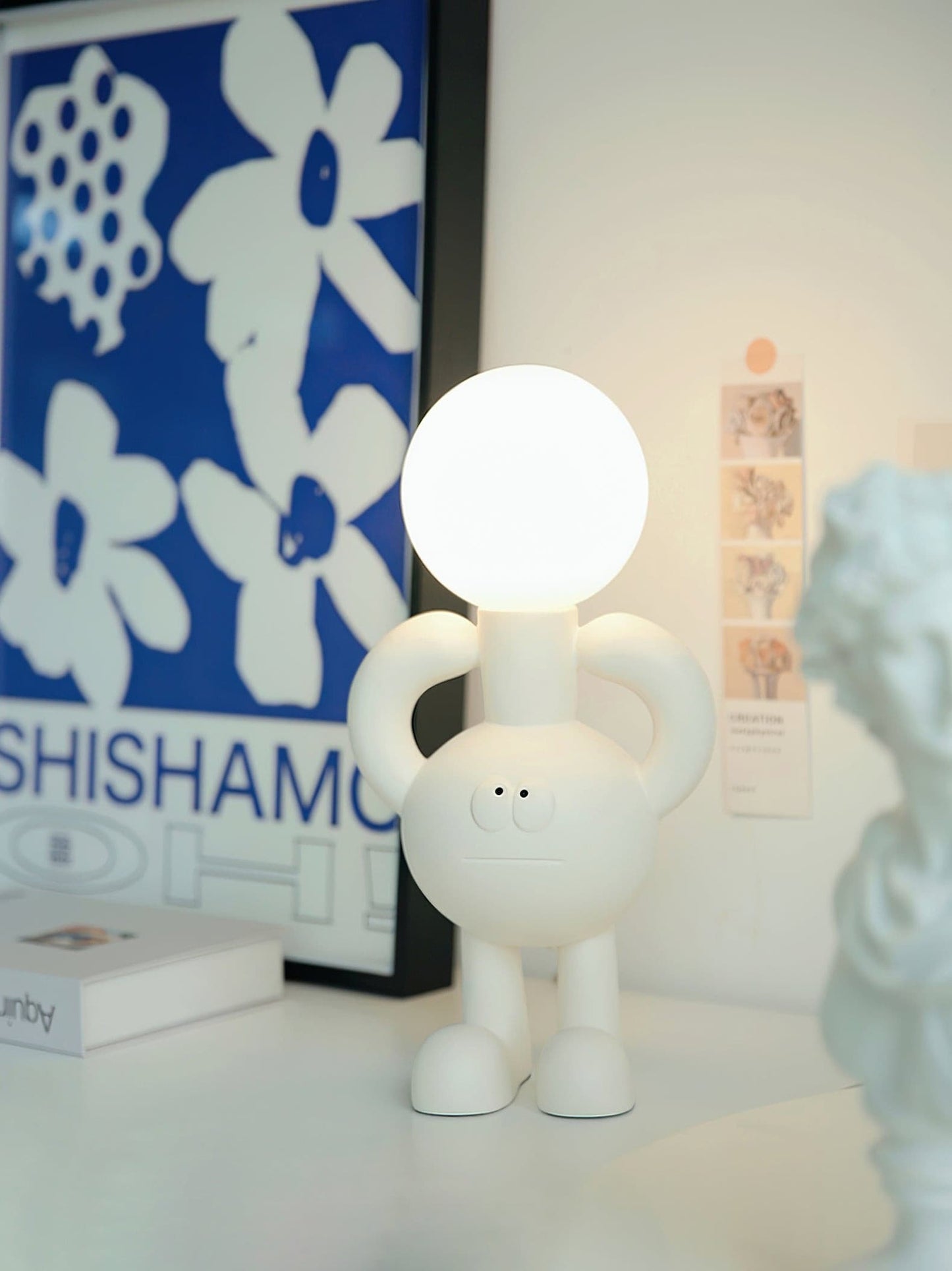 BotLuxe - Lampe de table avec design créatif de robot et lumière agréable