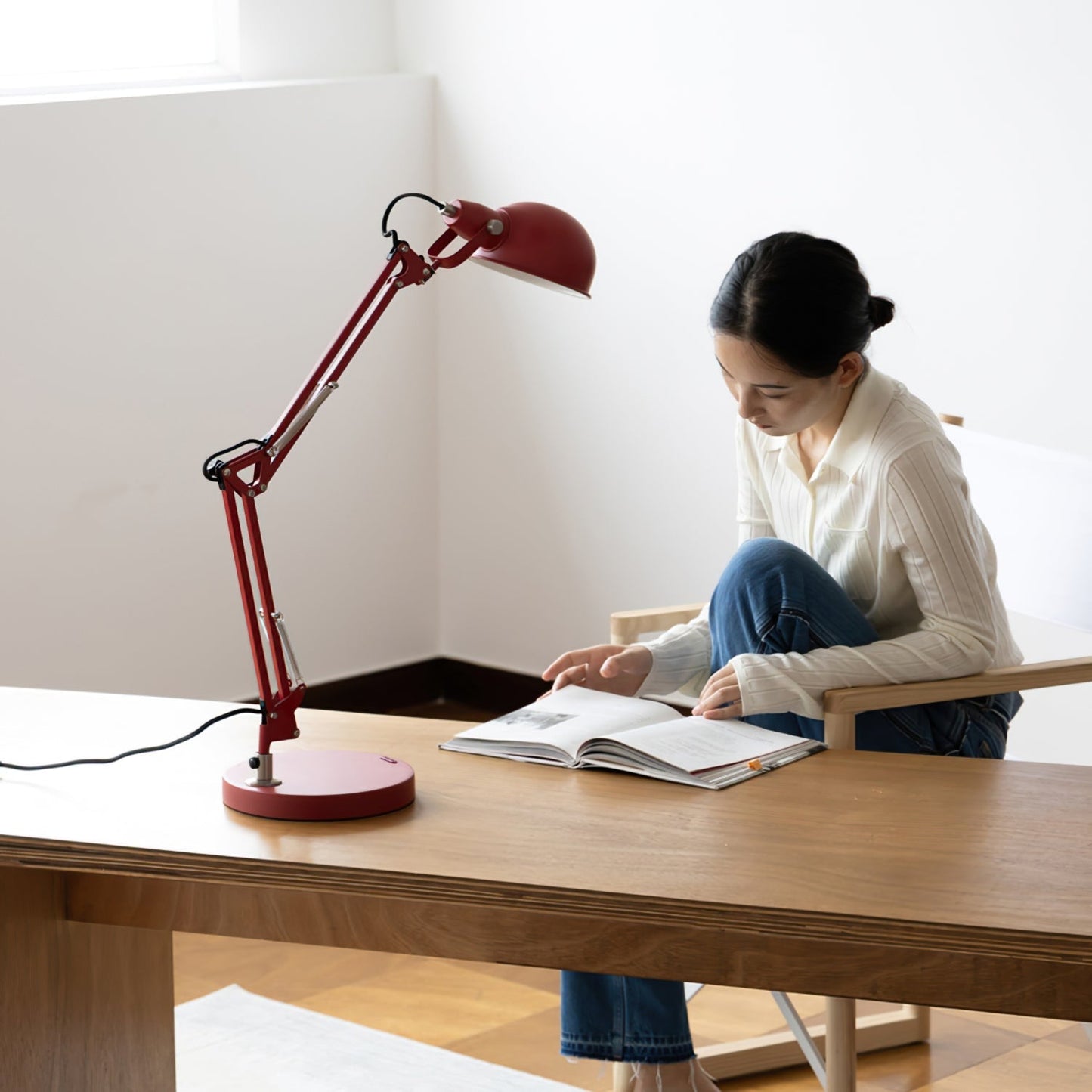 RedKaiser - Table Lamp