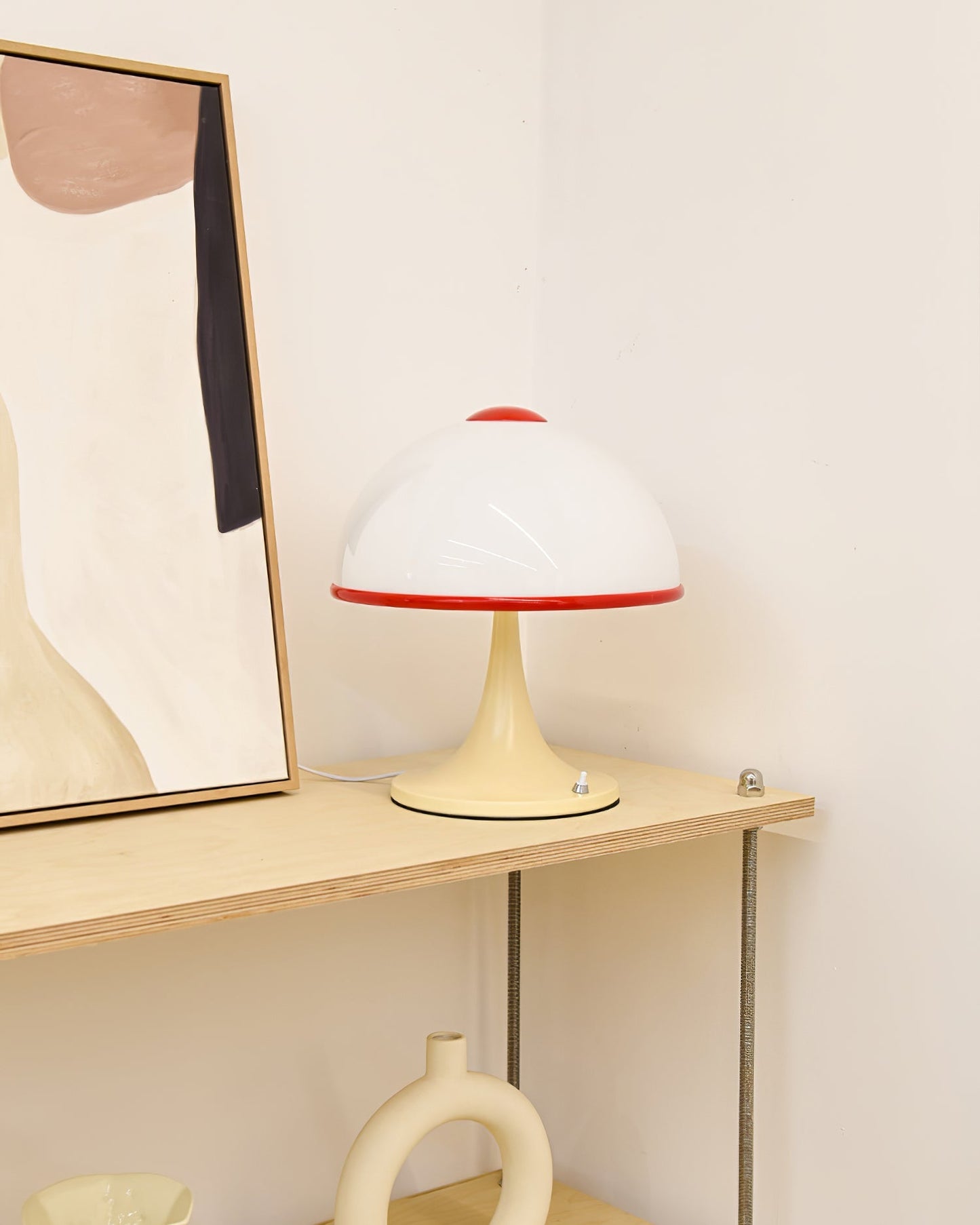 Luxe Mushroom - Bordlampe med elegant fod og blød lysdiffusion