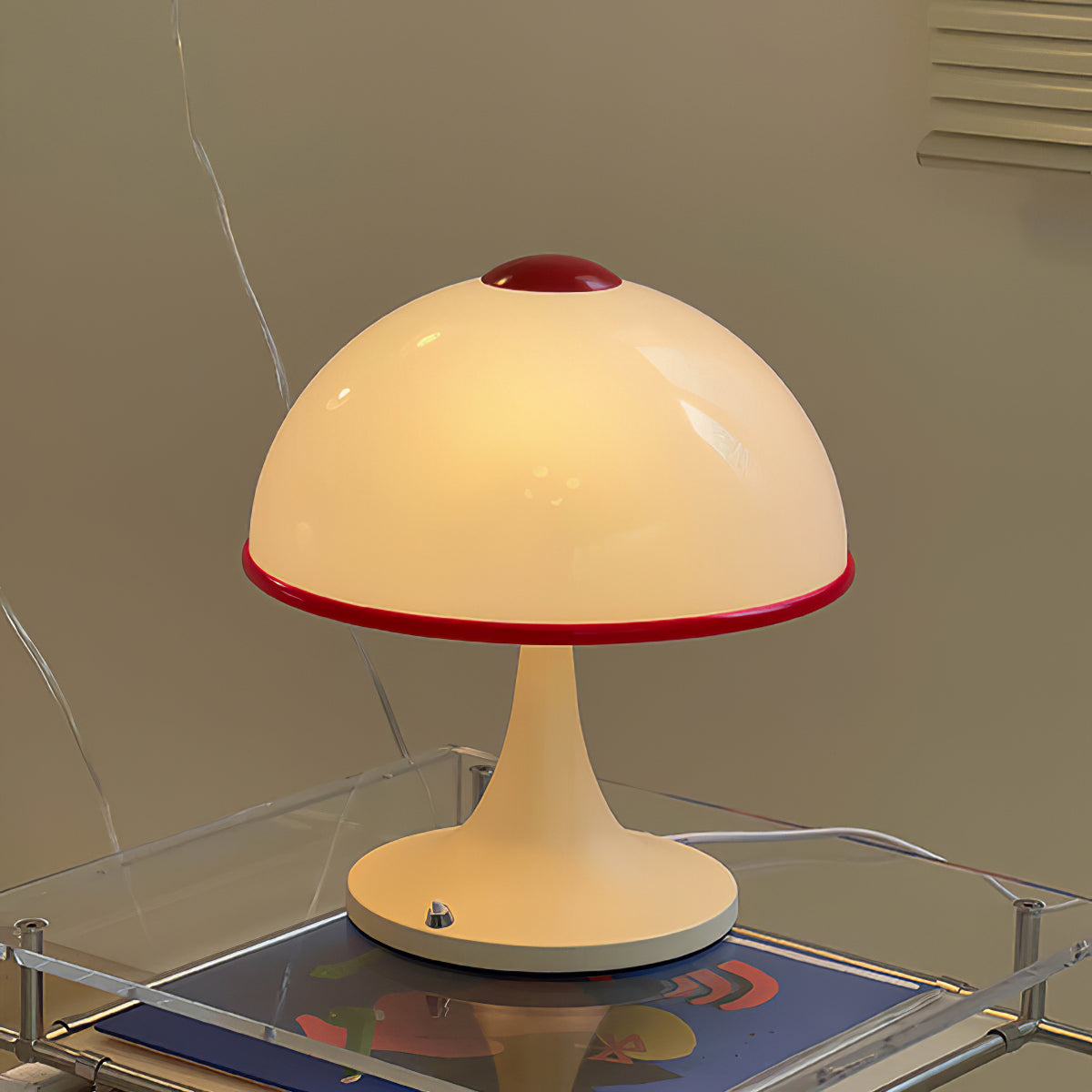 Luxe Mushroom - Bordlampe med elegant fod og blød lysdiffusion