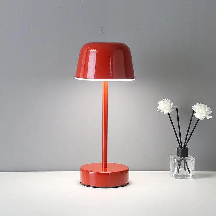 IlluCore - Modern Table Lamp